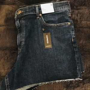😍Express Jean shorts😍